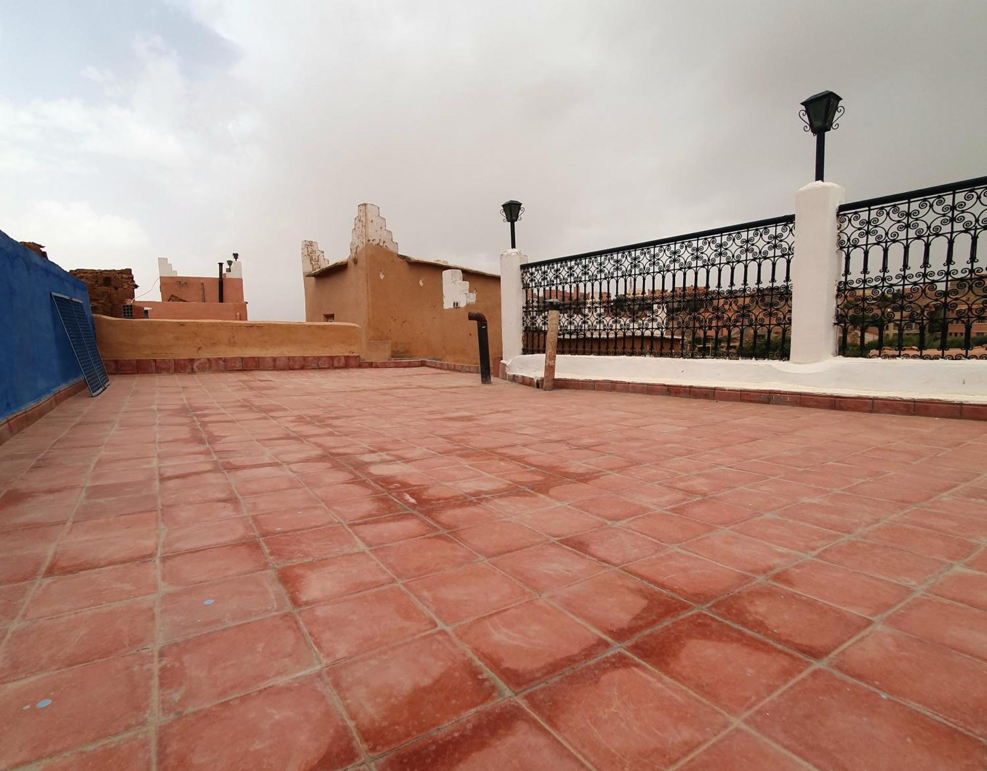 Riad Taourirte Тингир Экстерьер фото