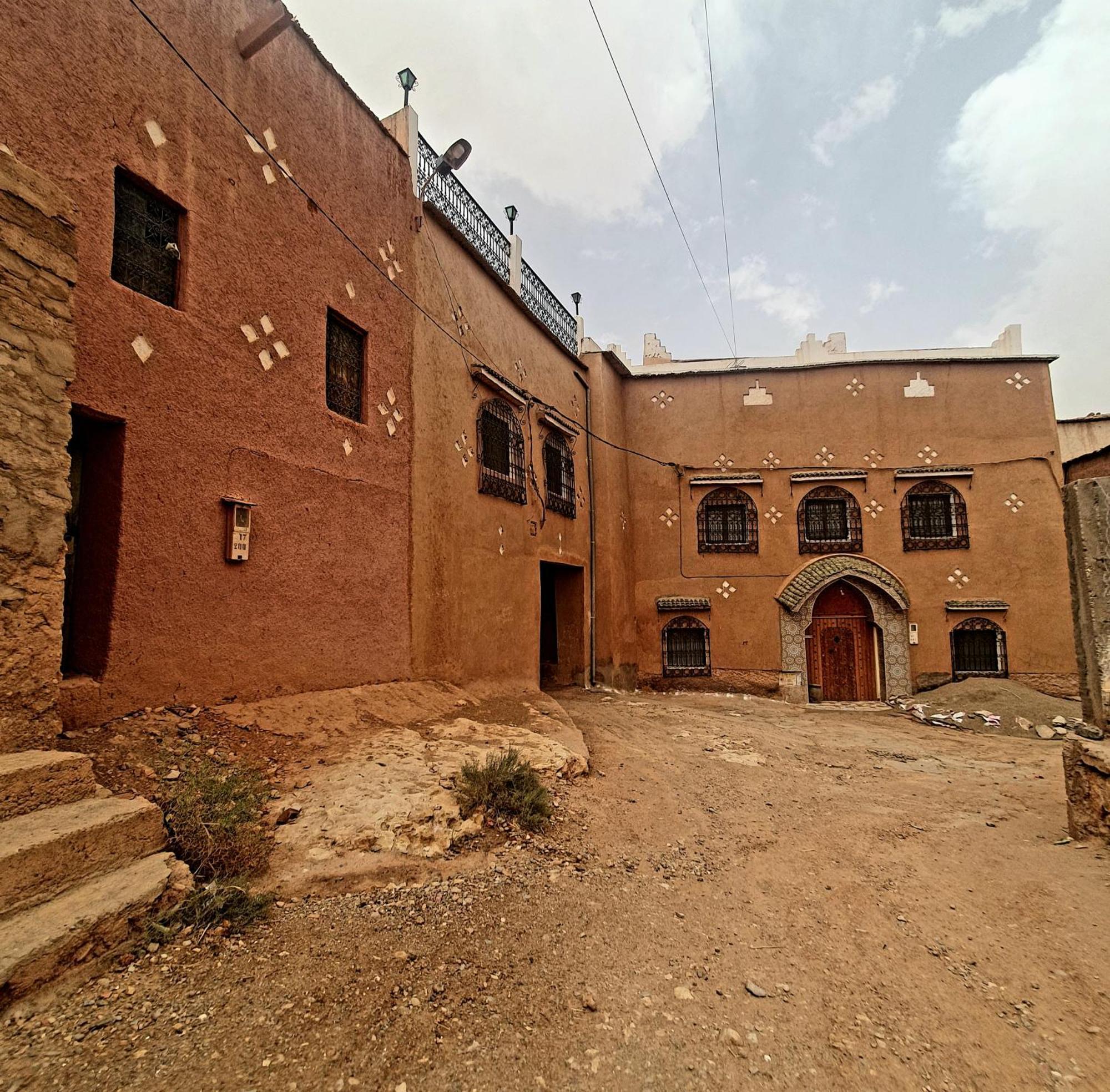 Riad Taourirte Тингир Экстерьер фото