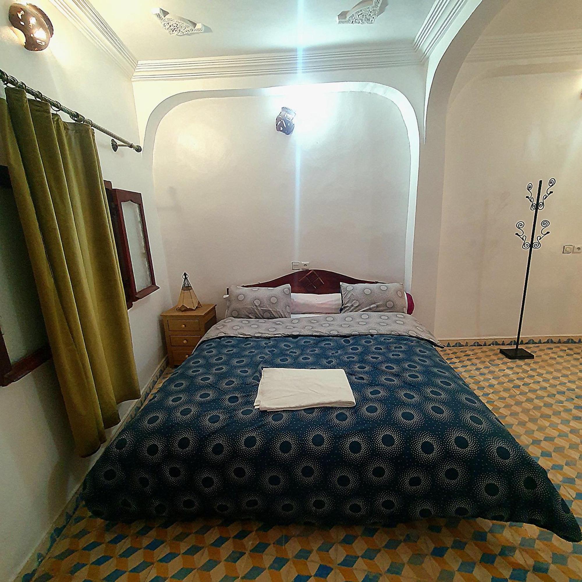 Riad Taourirte Тингир Экстерьер фото