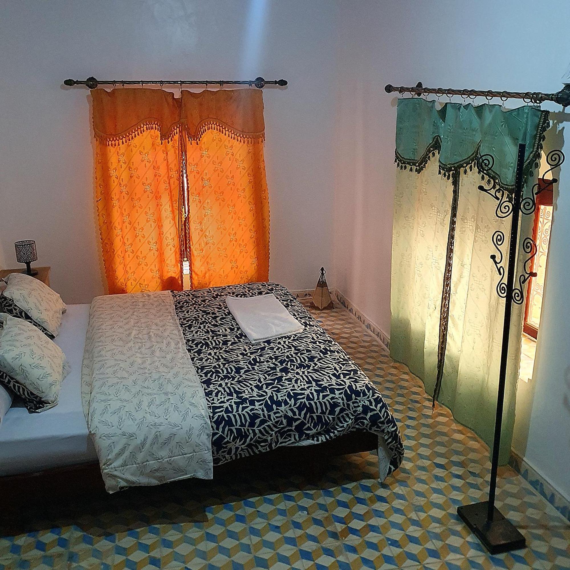 Riad Taourirte Тингир Экстерьер фото