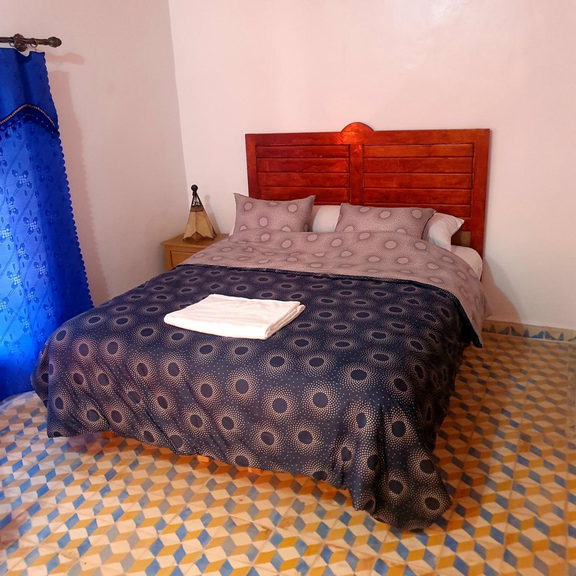 Riad Taourirte Тингир Экстерьер фото