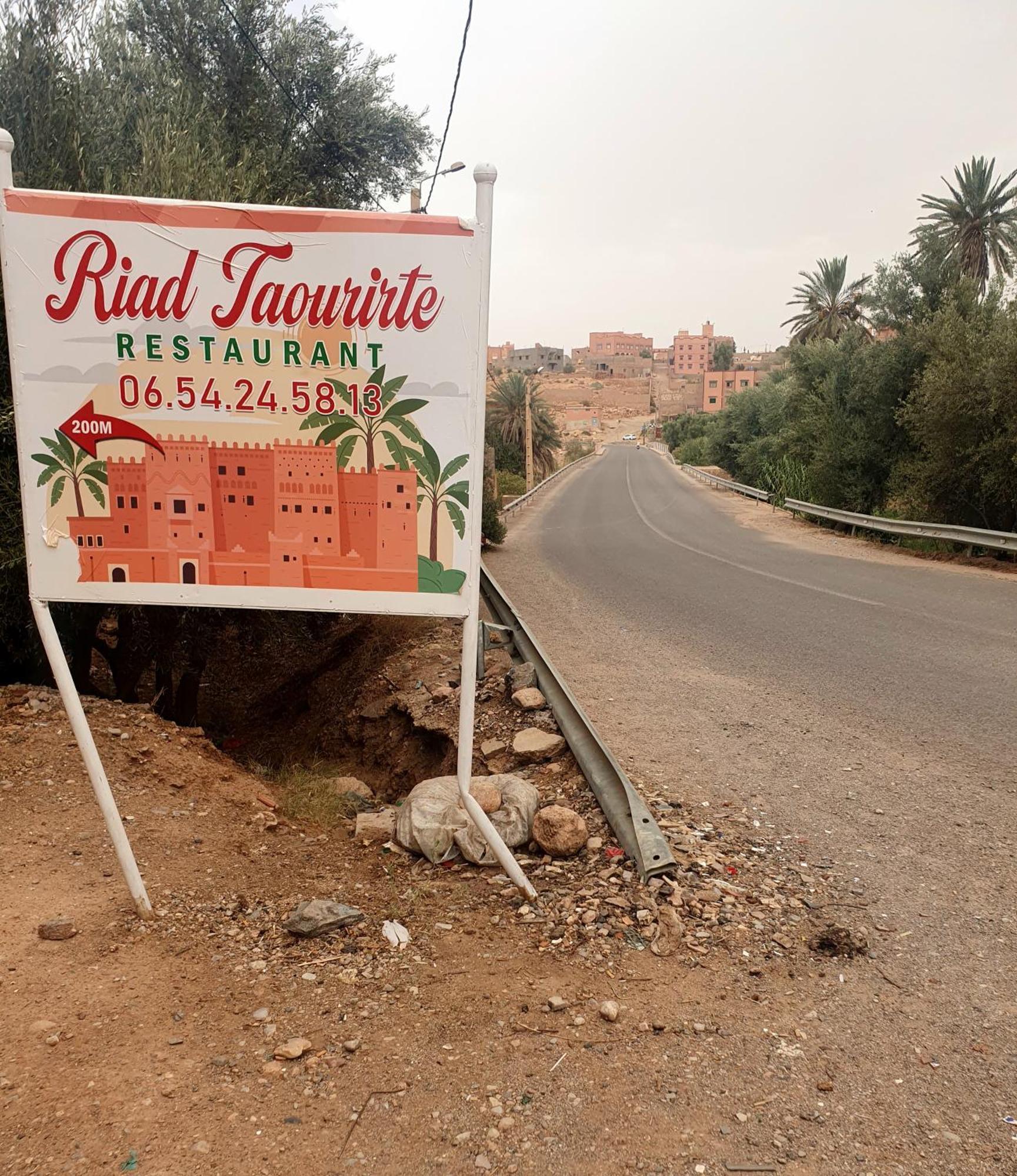 Riad Taourirte Тингир Экстерьер фото